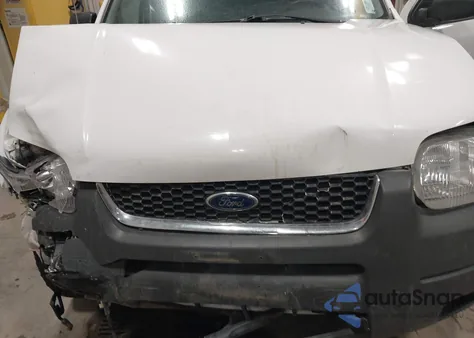 2004 Ford Escape Xlt из США, поврежденный, VIN 1FMYU93144KA46064